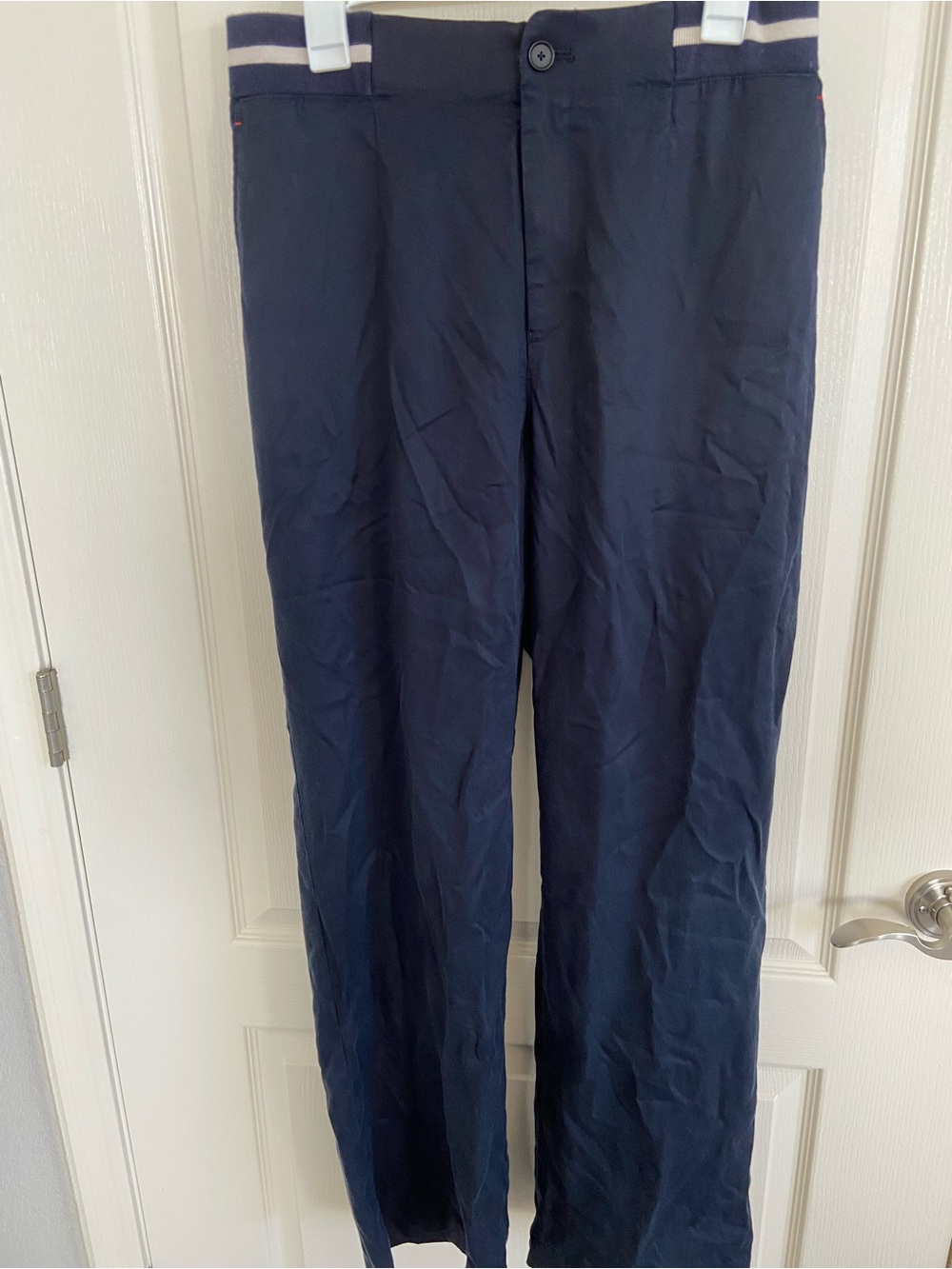 Uniqlo Ines de la Frassange Navy Women's Straight-Leg Trousers Lightweight
